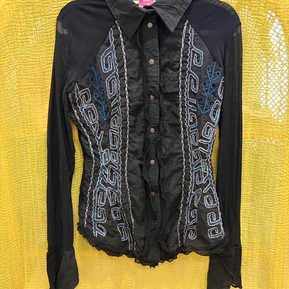 Save The Queen Black Button-Front Embroidered Ruffle Shirt